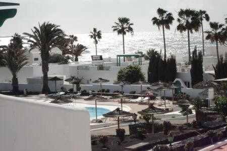 Bonito Apartamento Reformado En Las Coronas Costa Teguise Dış mekan fotoğraf